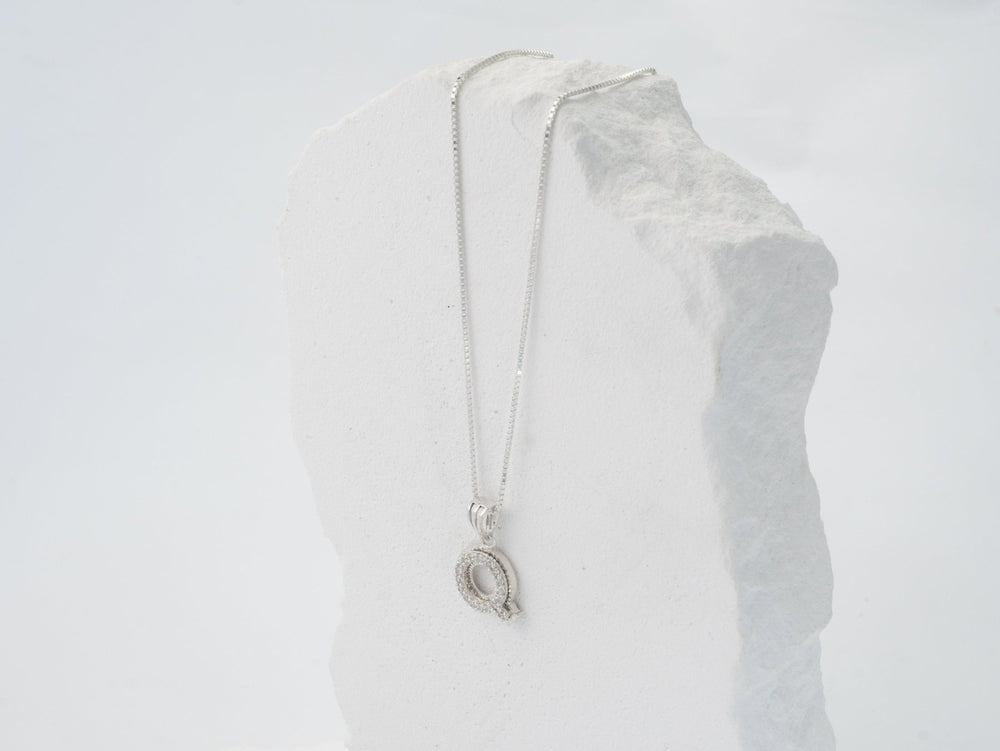Sparkling Alphabet Q Necklace