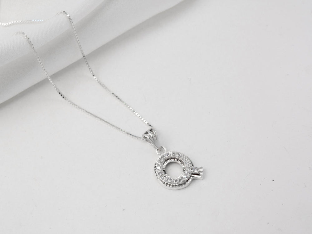Sparkling Alphabet Q Necklace