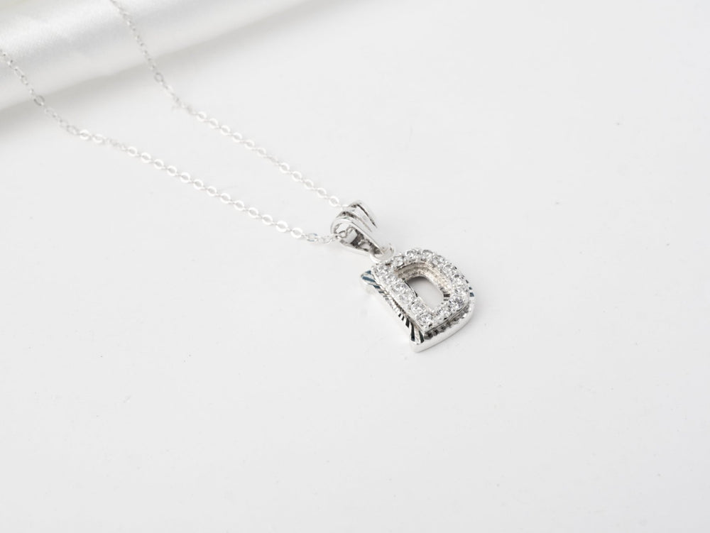 Sparkling Alphabet D Necklace Silver, chữ D đính đá nhỏ