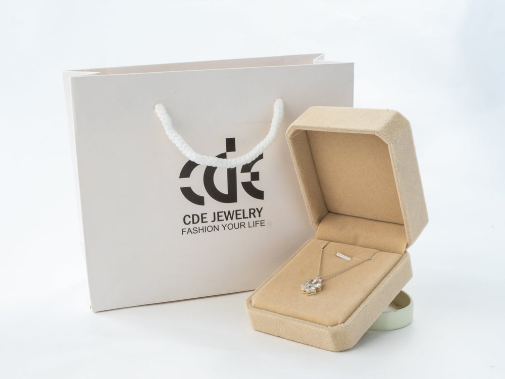 Four Leaf Clover Necklace Silver