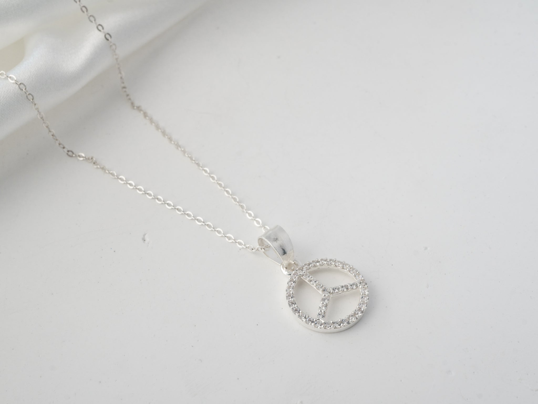 Dây chuyền bạc nữ CDE Mercedes Pendant Necklace Silver CDE6150SV