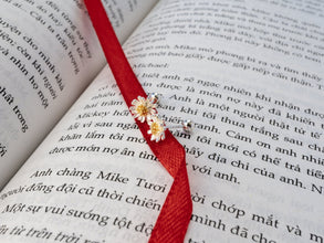 Khuyên tai nữ LAMY Sparkling Matricaria Chamomilla Silver Earrings CDE3086SV