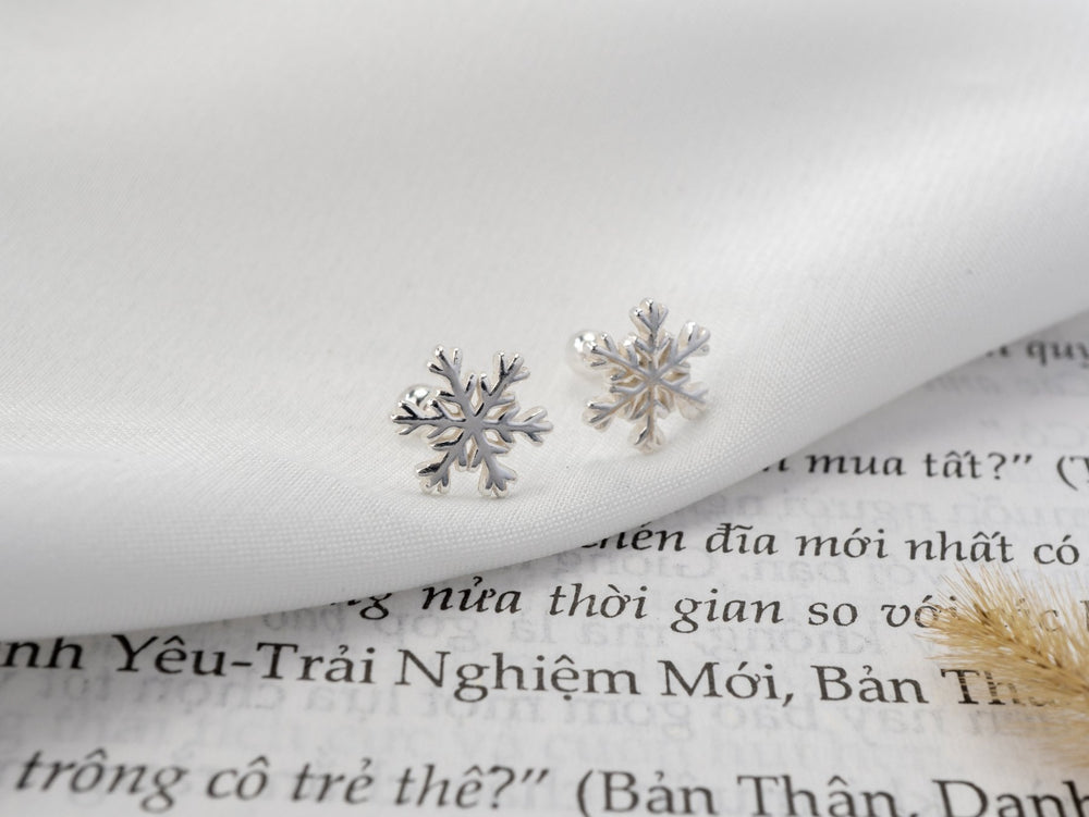 Snowflake Earrings Silver