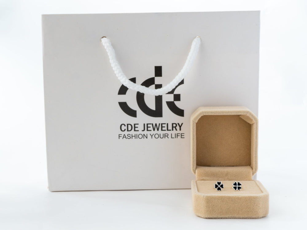 Four Leaf Clover Stud Screw Thread Design Earrings Silver