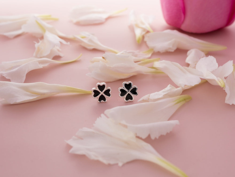Four Leaf Clover Stud Screw Thread Design Earrings Silver