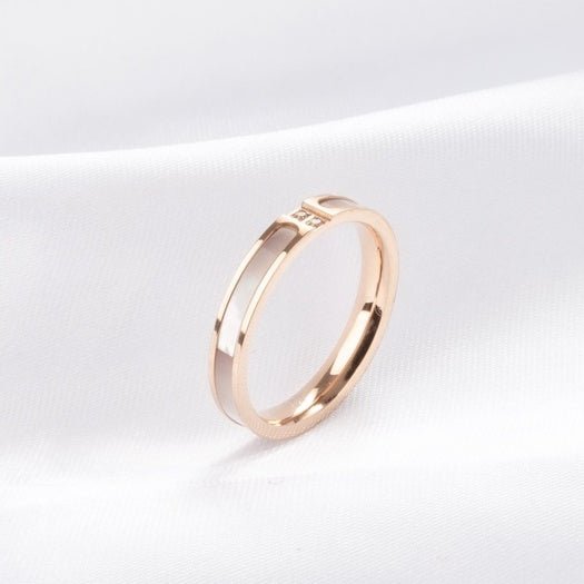 Nirvana Crystal Ring Rose Gold