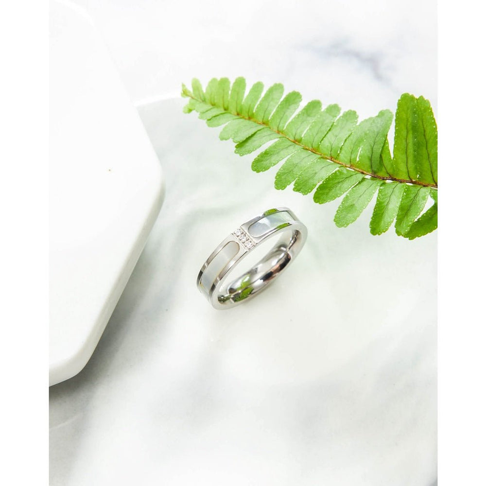 Band Nirvana Ring Silver