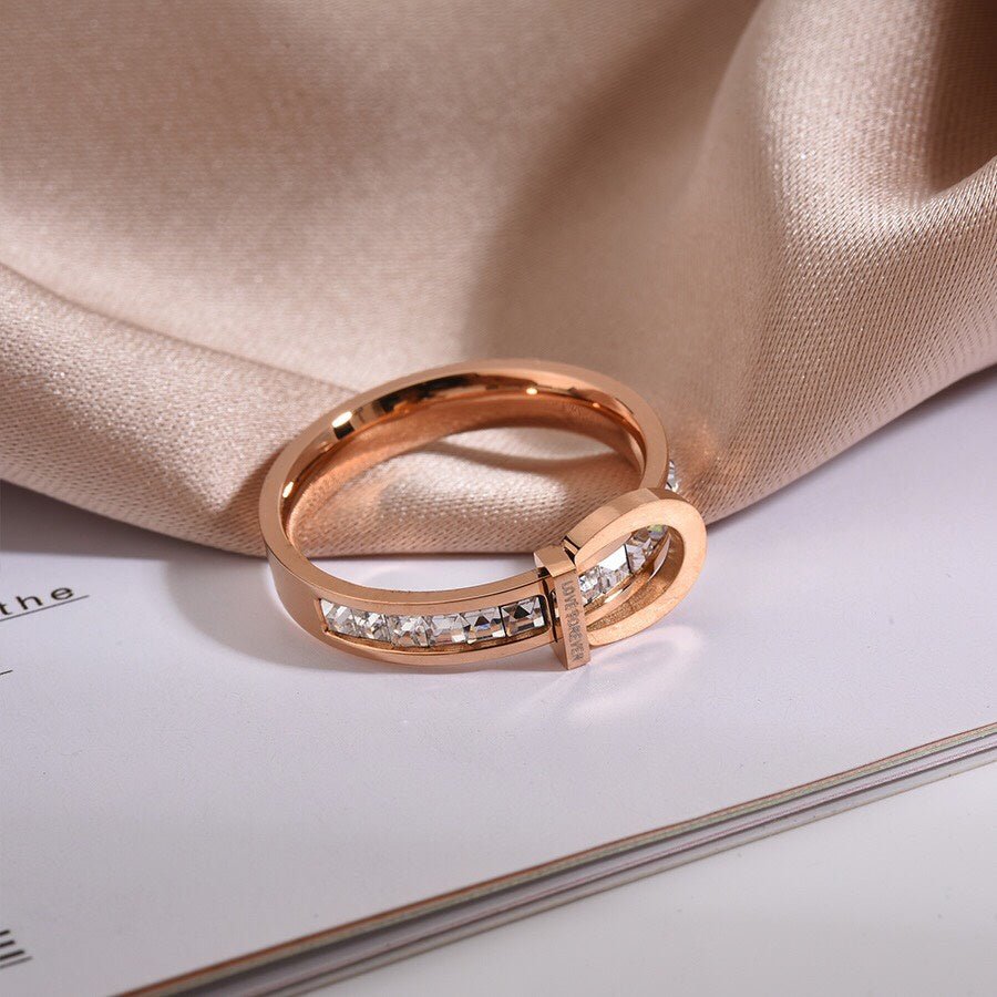 Love Forever Crystal Ring Rose Gold - 8010RG