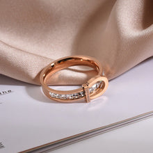 Nhẫn LAMY Love Forever Crystal Rose Gold Ring CDE8010