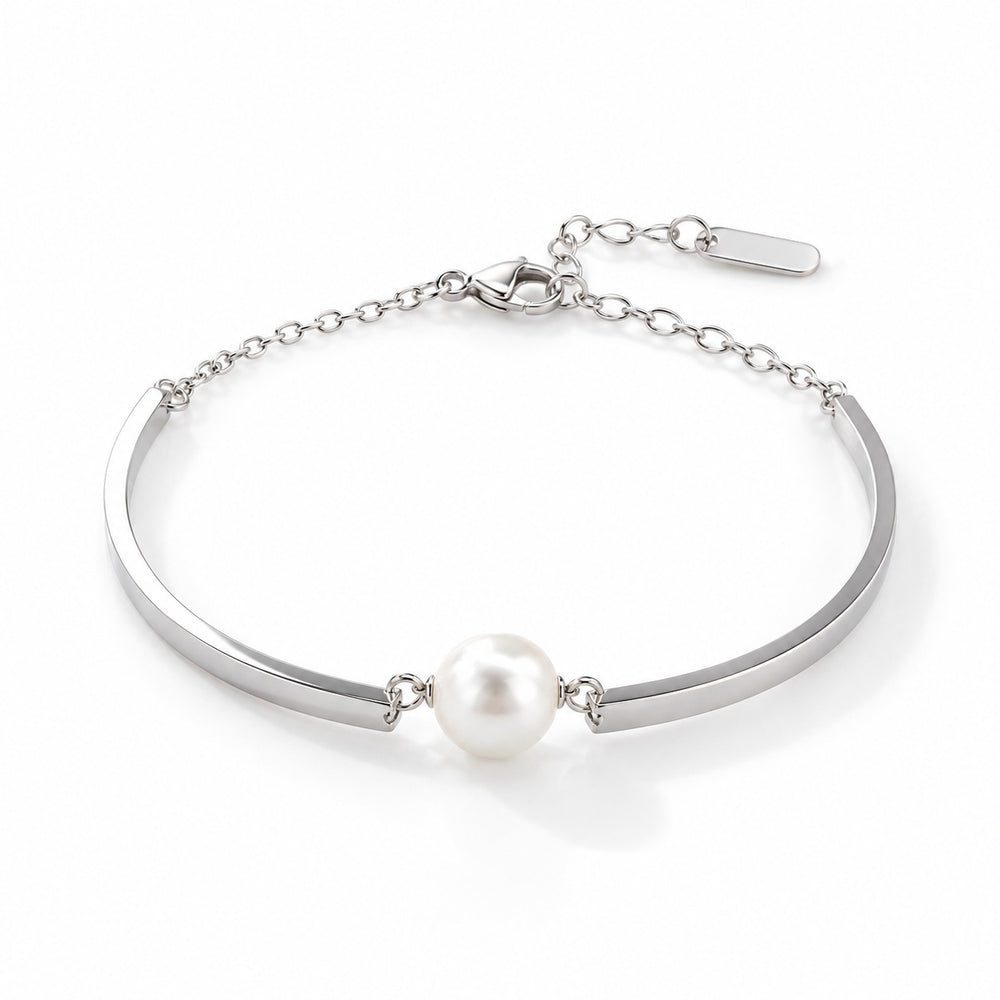Pearl Bracelet Silver 2021SV, vòng tay bạc hai thanh cong nối viên ngọc trai trắng, trên nền trắng