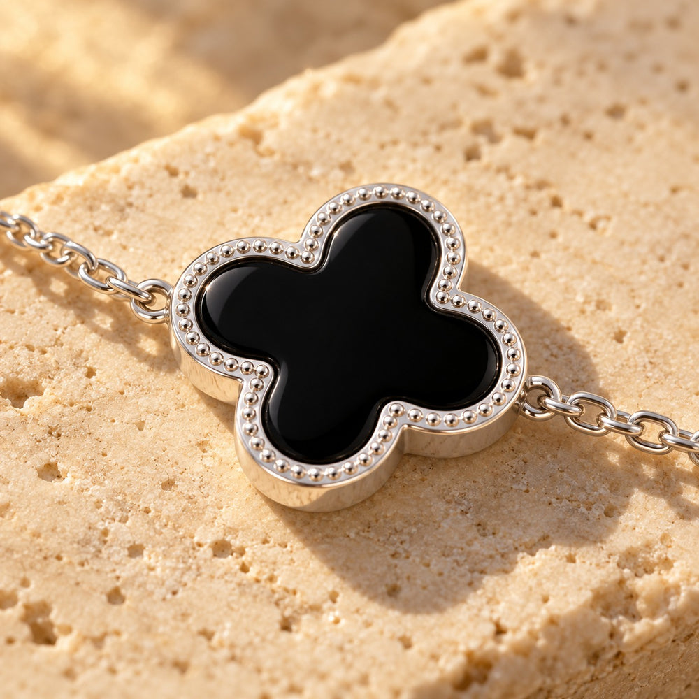 Five Four Leaf Clovers Bracelet Silver Black - 2026SV.BL cận chi tiết