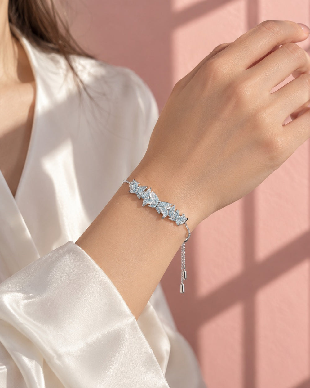 Lilia Butterfly Bracelet Blue - 2078BLU - ảnh đeo
