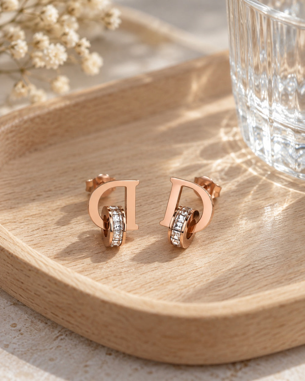 D-shaped Earrings Rose Gold - 3019RG - ảnh bối cảnh
