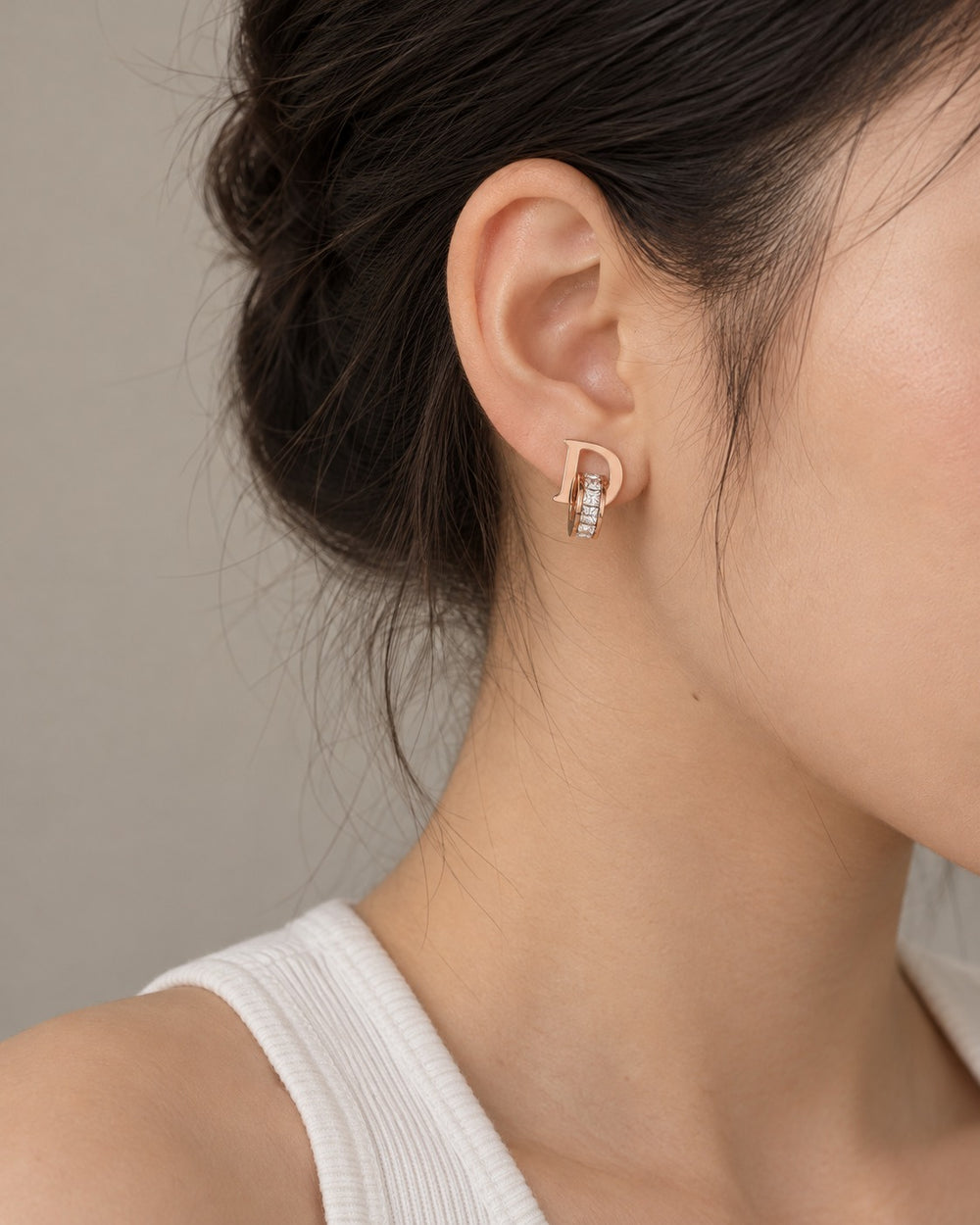 D-shaped Earrings Rose Gold - 3019RG - ảnh đeo tai