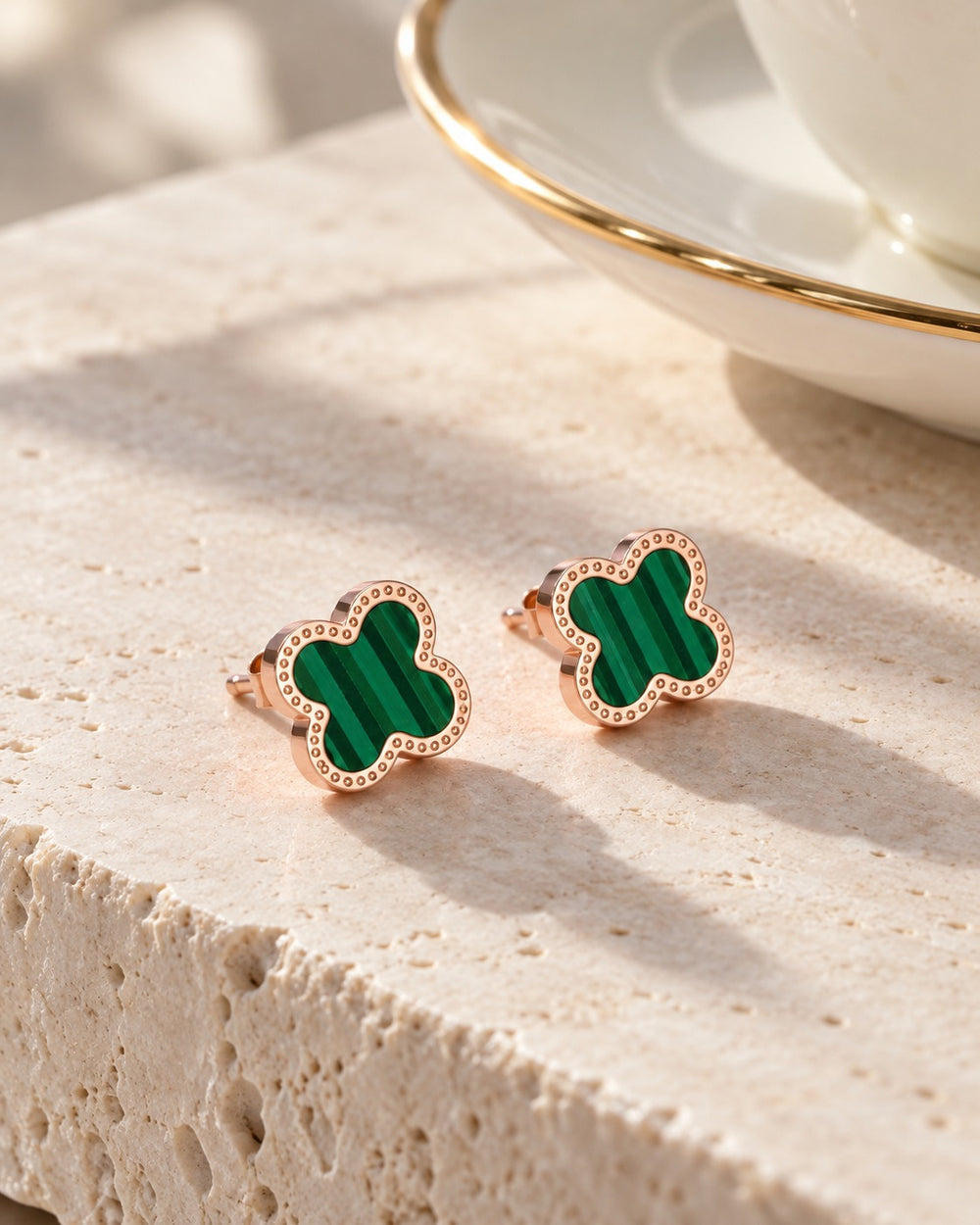 Lucky Four Leaves Earrings Rose Gold Green - 3023RG.GR - ảnh bối cảnh