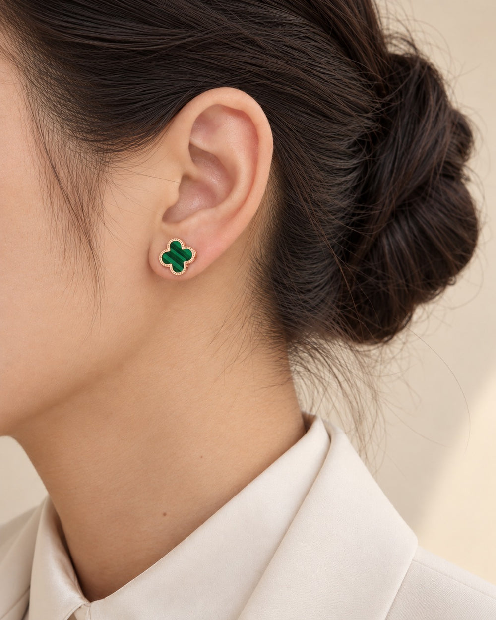 Lucky Four Leaves Earrings Rose Gold Green - 3023RG.GR - ảnh đeo
