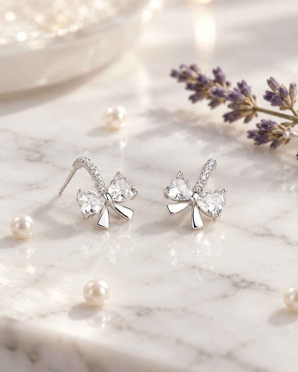 Innovative Bow Earrings Silver - ảnh bối cảnh