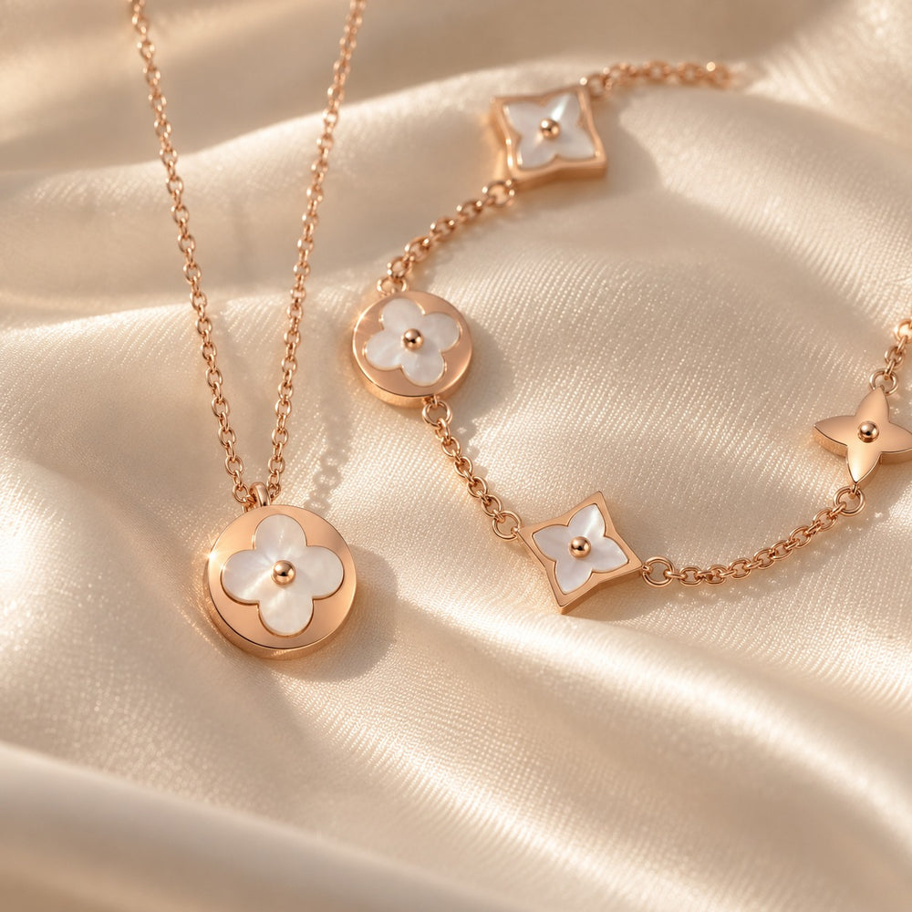 Lucky Leaves Jewelry Set Rose Gold - ảnh cận