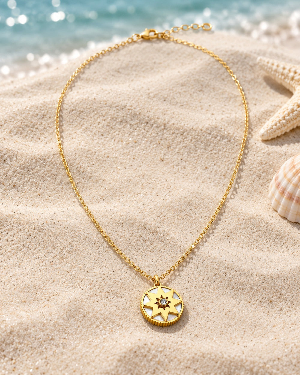 Sunburst Pendant Necklace Gold - 6101GG - ảnh bối cảnh