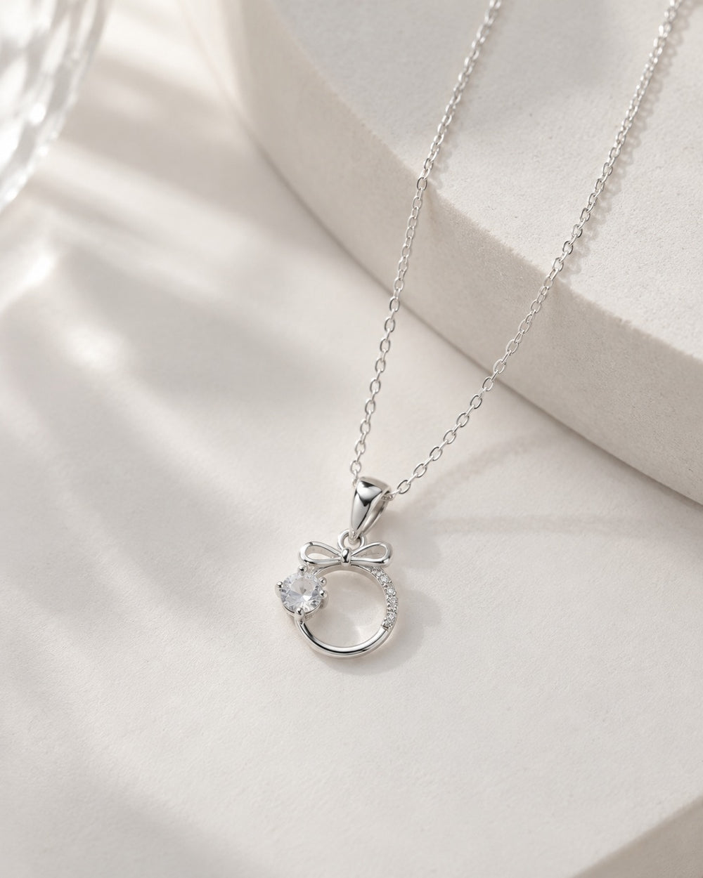 Crystal Moonstone Embellished Bow Necklace Silver - ảnh bối cảnh