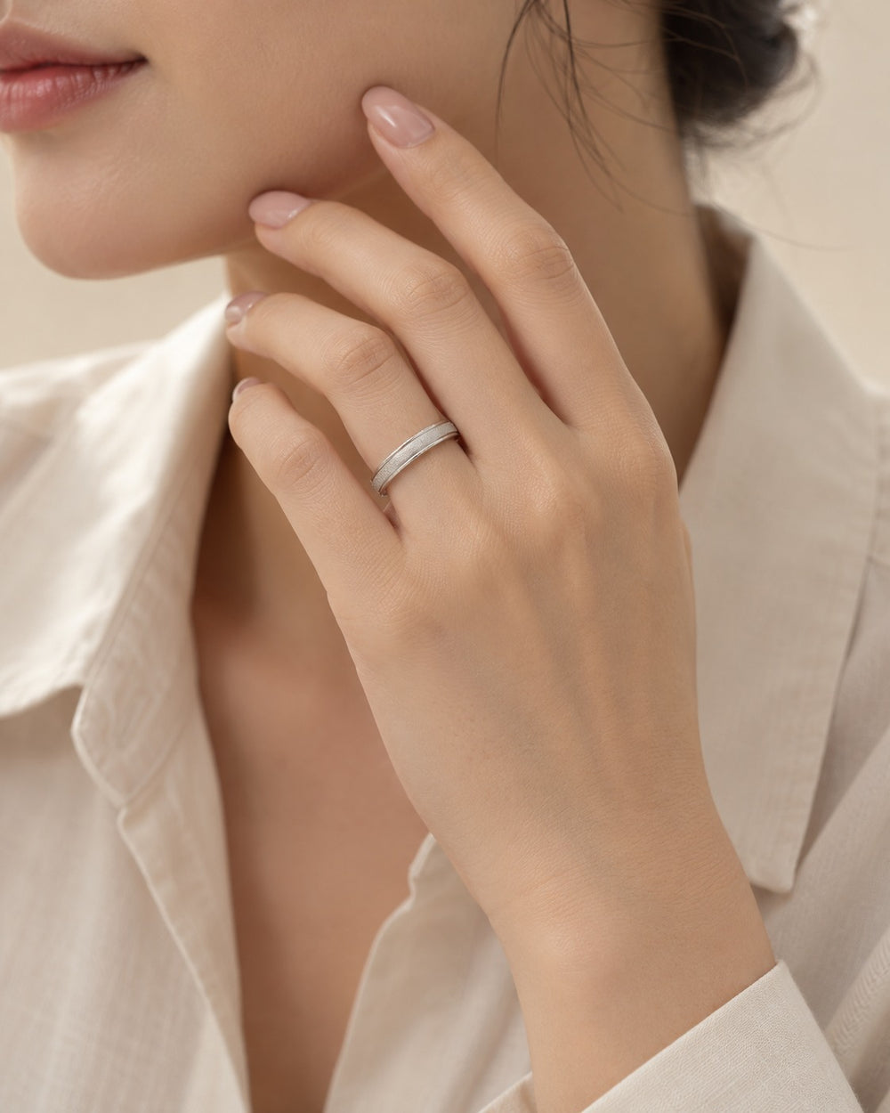 Milgrain Ring Silver Wide - 8004SV - ảnh đeo
