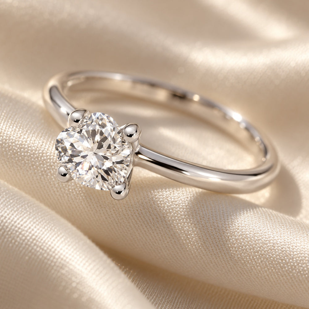 Clear Heart Solitaire Ring Silver - ảnh cận