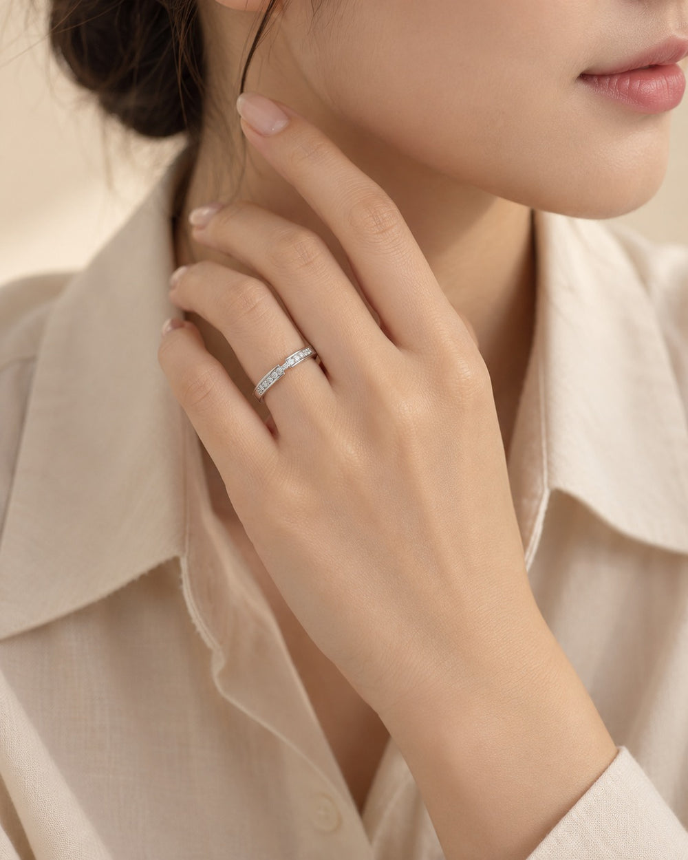 Lyz & Liam True Crystal Link Rings Stone - LL8013, LL8012/LL8013, LL8013 - ảnh đeo