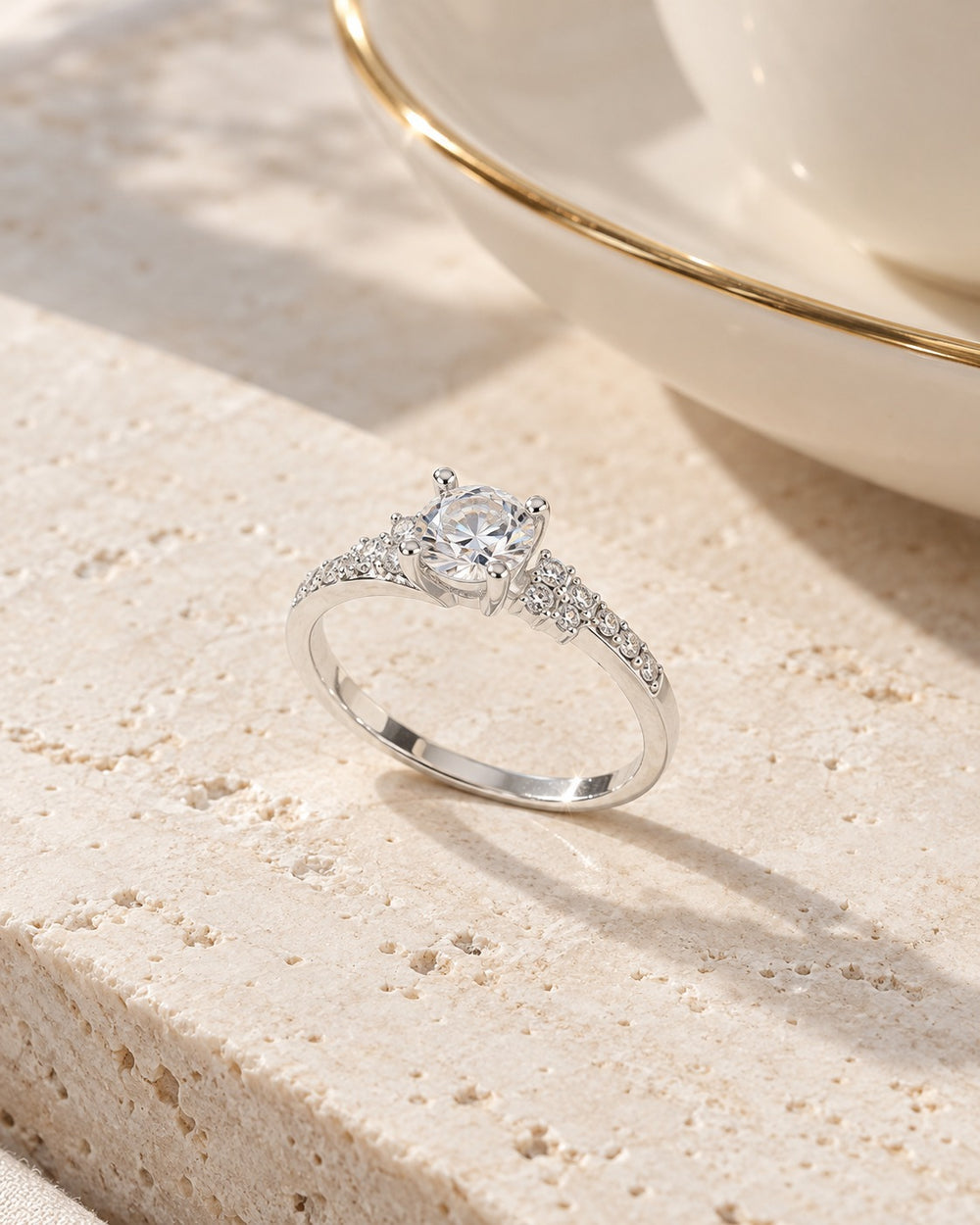 Nhẫn Elegant Stone bạc phối cảnh – LAMY