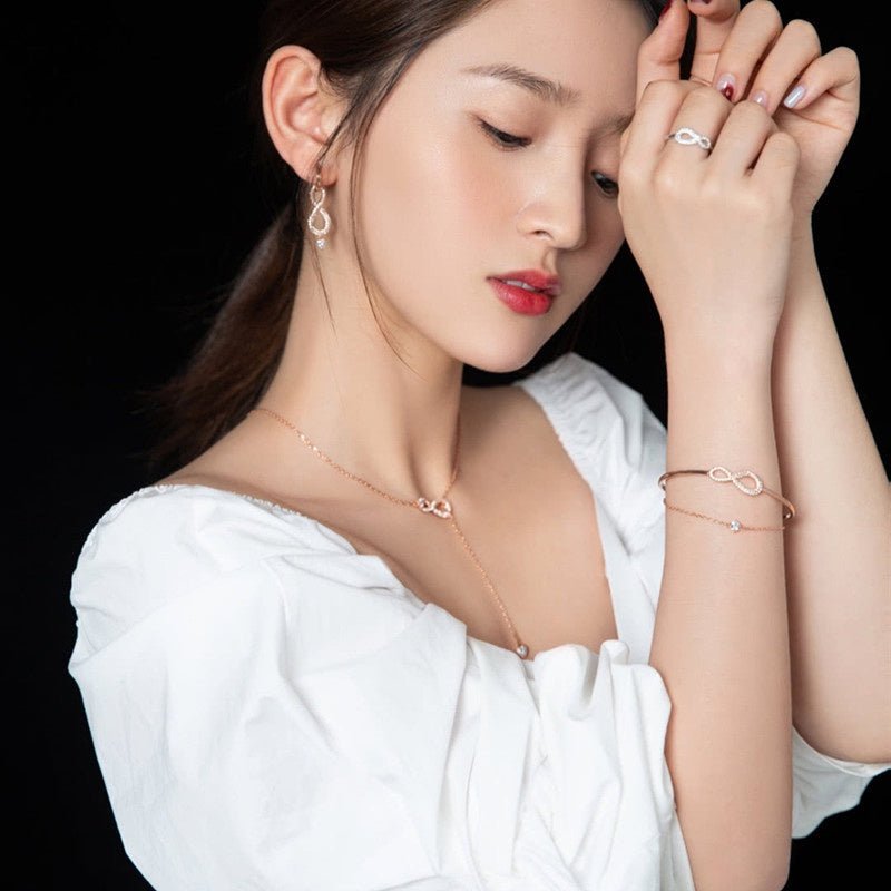 Infinity Bangle Rose Gold