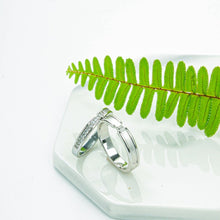 Nhẫn đôi nam nữ Lyz and Liam True Crystal Link Silver Ring LL8013 & LL8012