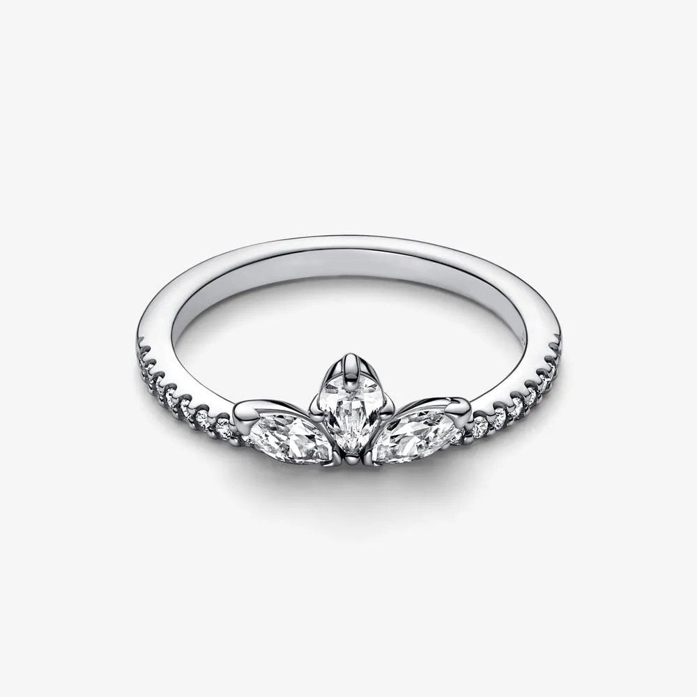 Sparkling Herbarium Cluster Ring Silver, đai nhẫn mảnh đính đá