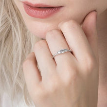 Nhẫn LAMY Clear Three-Stone Rose Gold Ring CDE8072RG - Premium S925 Silver Ring for Women