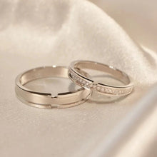 Nhẫn đôi nam nữ Lyz and Liam True Crystal Link Silver Ring LL8013 & LL8012