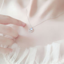 Dây chuyền Moonstone Sparkling Silver Necklace CDE6068SV - Premium Silver Necklace