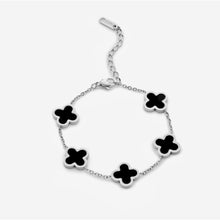 Vòng tay CDE Five Four Leaf Clovers Bạc CDE2026SV.BL 