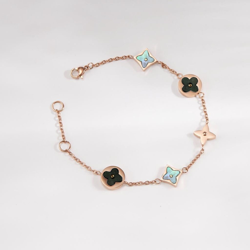 Four Leaf Flower Bracelet Rose Gold Black