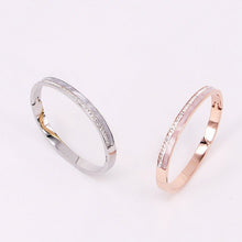 Vòng tay nữ LAMY Crystal Pearls Silver Bracelet CDE2060SV