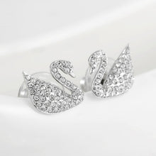 Khuyên tai LAMY White Swan Pavé Stud Silver Earrings CDE3052SV
