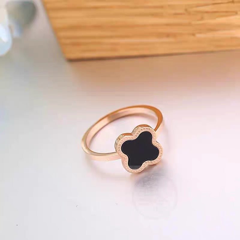 Lucky Four Leaf Ring Rose Gold - 8085BL