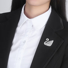 Cài áo LAMY Sparkling Swan Pin Silver CDE4000