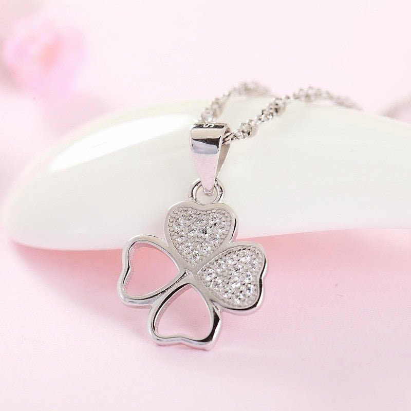 Belle Fleur Pour Vous Necklace Silver