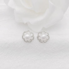 Khuyên tai LAMY Sparkling Pearls women's earrings CDE3177SV