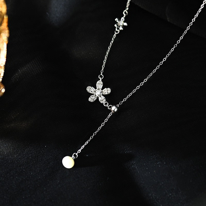 CDE Five-petal Flower Pendant Silver Necklace CDE6232SV - Italian 925 Sterling Silver Necklace