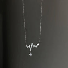 Dây chuyền LAMY Sparkling Heartbeat Silver Necklace CDE6237SV