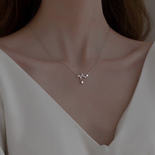 Dây chuyền LAMY Sparkling Heartbeat Silver Necklace CDE6237SV
