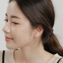 Khuyên tai LAMY Sparkling Cherry Blossom Bouquet Earrings Silver CDE3104SV