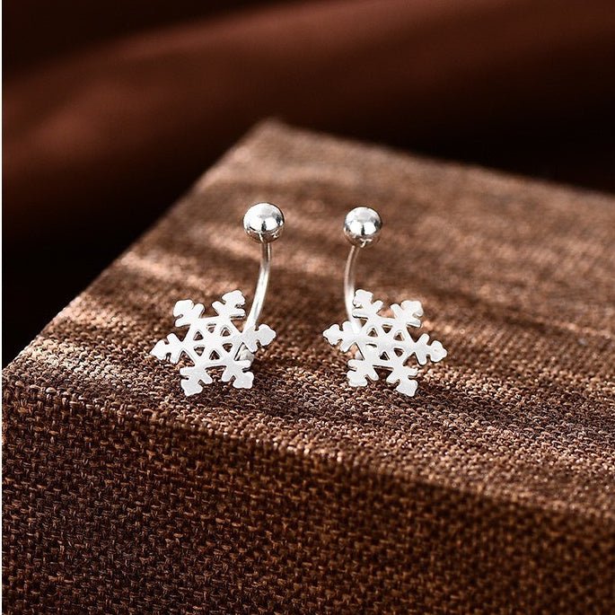 Twisted Lock Snowflake Shaped Earrings Silver