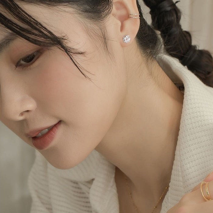 Dongdaemun Twisted Knot Earrings