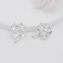 Khuyên tai LAMY Four-leaf Clover women's earrings CDE3099SV