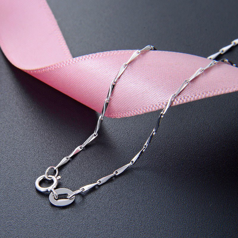 Delicate Thread Necklace Silver